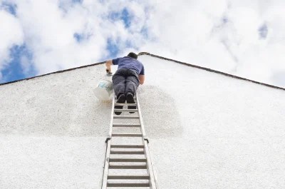 Peinture extérieure à Esmoulins — façades et ravalement